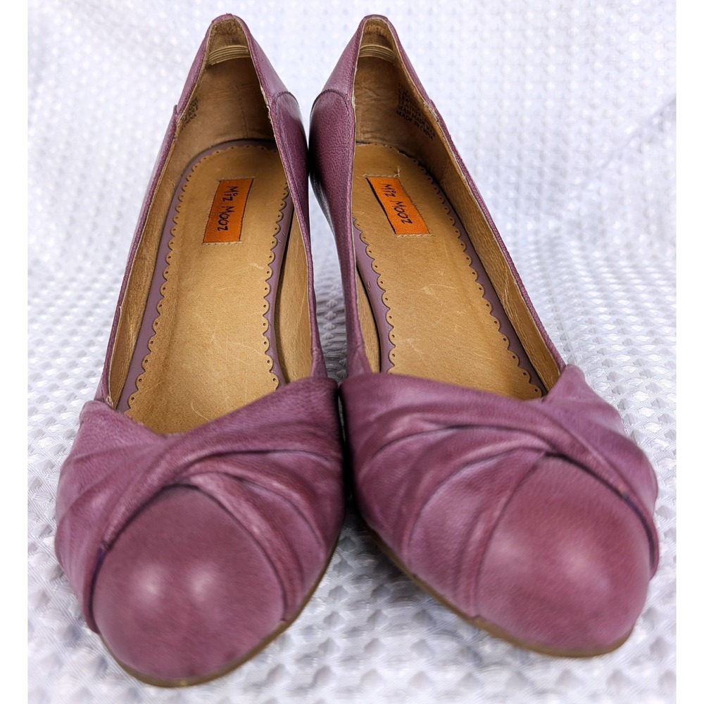 Miz Mooz Felicity Purple Leather Pleated Twist Toe Pump 8.5 Cone Heel - Picture 3 of 16
